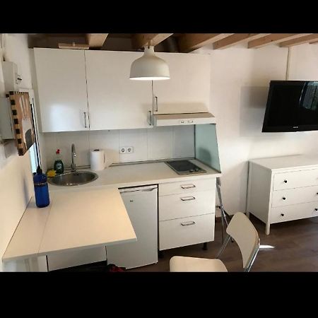 Апартаменти Mini Piso Con Escaleras Барселона Екстер'єр фото